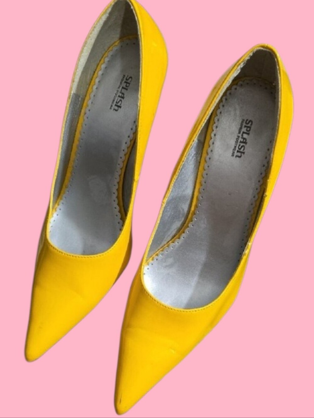 Vintage Yellow Heels - Picture 2 of 3